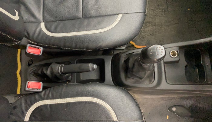 2018 Renault Kwid RXT 1.0, Petrol, Manual, 31,020 km, Gear Lever