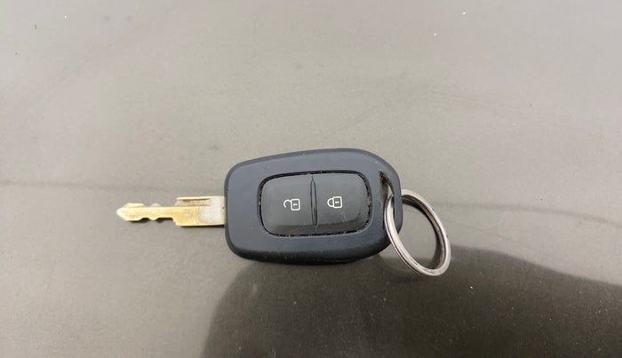 2018 Renault Kwid RXT 1.0, Petrol, Manual, 31,020 km, Key Close Up