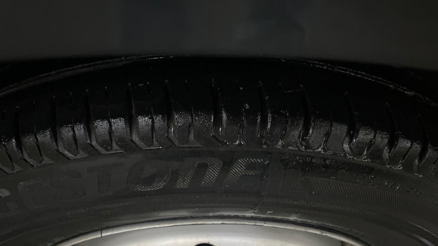 2020 Tata ALTROZ XM PETROL, Petrol, Manual, 81,344 km, Right Front Tyre Tread