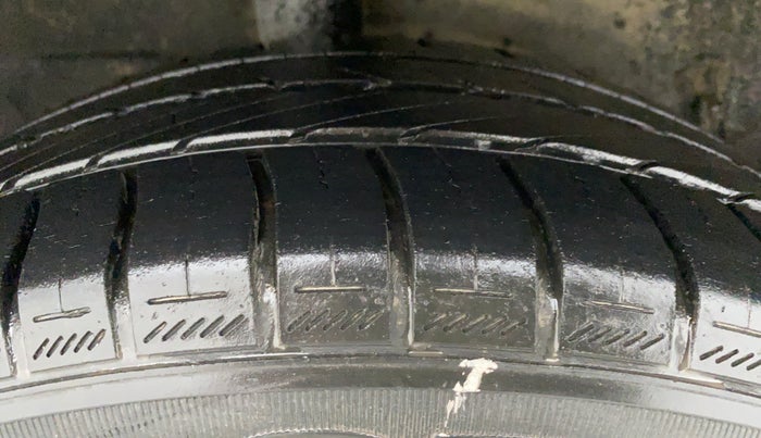 2011 Toyota Etios VX, Petrol, Manual, 35,366 km, Right Rear Tyre Tread