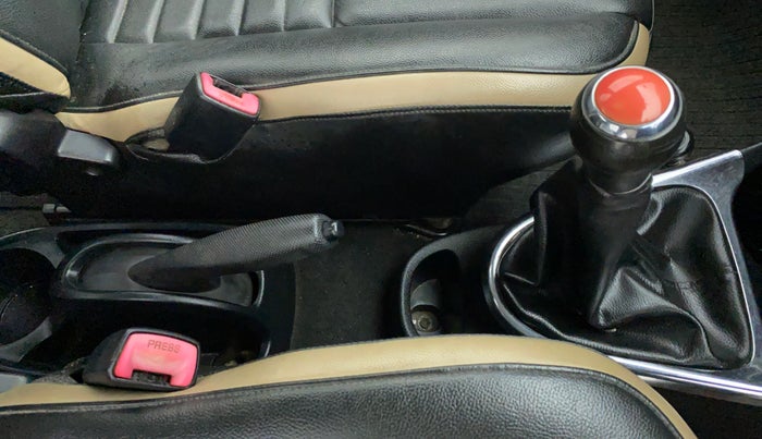 2011 Toyota Etios VX, Petrol, Manual, 35,366 km, Gear Lever