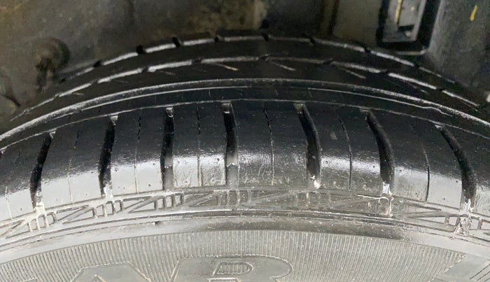 2011 Toyota Etios VX, Petrol, Manual, 35,366 km, Left Rear Tyre Tread