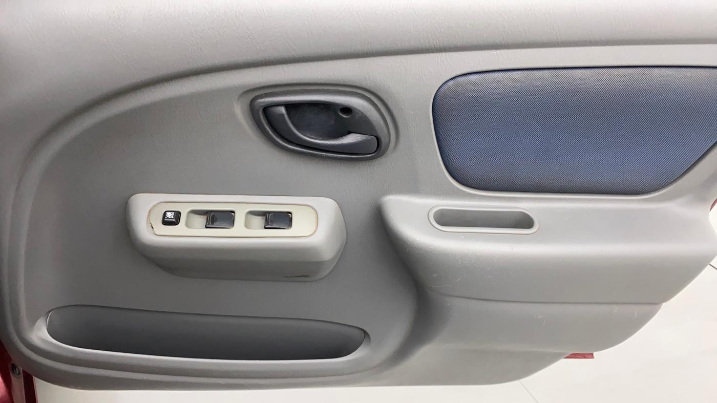 2014 Maruti Alto K10 VXI, Petrol, Manual, 18,295 km, Driver Side Door Panels Control