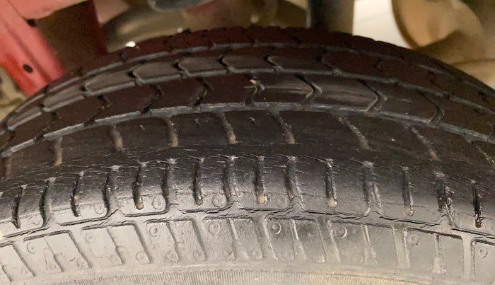 2014 Maruti Alto K10 VXI, Petrol, Manual, 18,295 km, Right Rear Tyre Tread