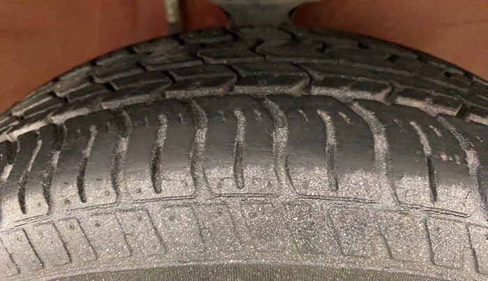 2014 Maruti Alto K10 VXI, Petrol, Manual, 18,295 km, Right Front Tyre Tread