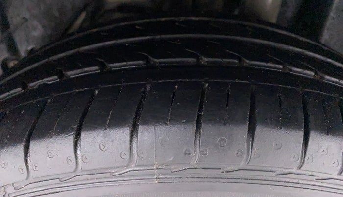 2021 Ford FREESTYLE TITANIUM Plus 1.5 TDCI MT, Diesel, Manual, 27,490 km, Left Rear Tyre Tread
