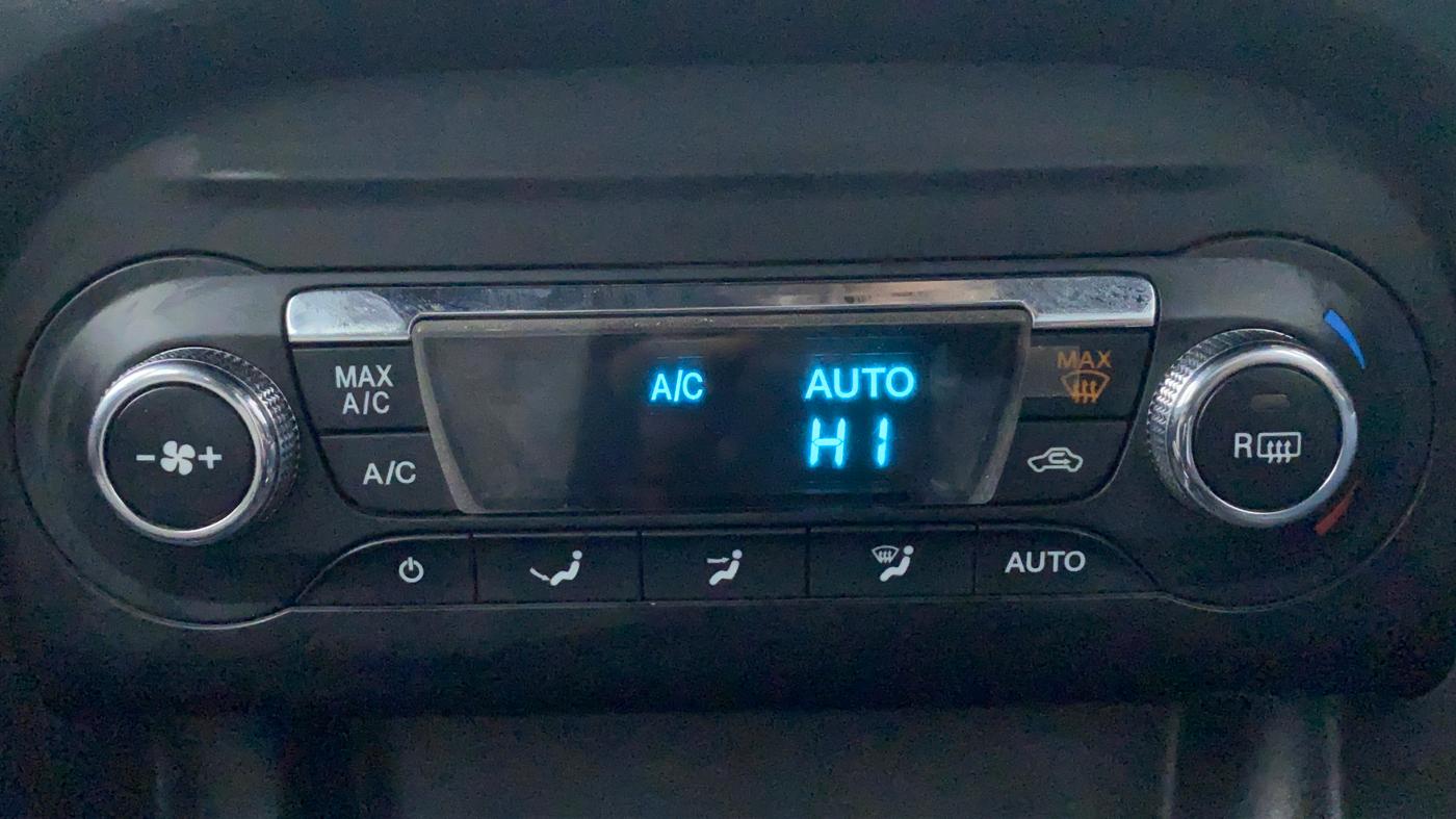 2021 Ford FREESTYLE TITANIUM Plus 1.5 TDCI MT, Diesel, Manual, 27,490 km, Automatic Climate Control