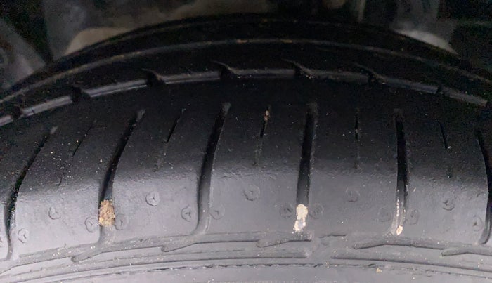 2021 Ford FREESTYLE TITANIUM Plus 1.5 TDCI MT, Diesel, Manual, 27,490 km, Left Front Tyre Tread