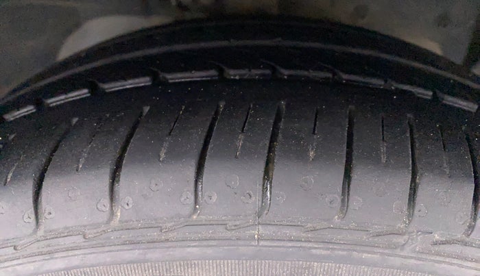 2021 Ford FREESTYLE TITANIUM Plus 1.5 TDCI MT, Diesel, Manual, 27,490 km, Right Front Tyre Tread