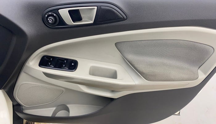 2016 Ford Ecosport TREND+ 1.5L DIESEL, Diesel, Manual, 1,20,599 km, Driver Side Door Panels Control