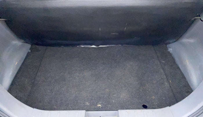 2013 Maruti Alto 800 LXI, Petrol, Manual, 88,220 km, Boot inside view