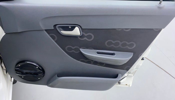 2013 Maruti Alto 800 LXI, Petrol, Manual, 88,220 km, Driver Side Door Panels Controls