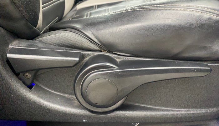 2018 Tata NEXON XZ PLUS PETROL, Petrol, Manual, 59,604 km, Driver Side Adjustment Panel