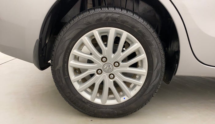 2022 Maruti Dzire ZXI CNG, CNG, Manual, 6,505 km, Right Rear Wheel