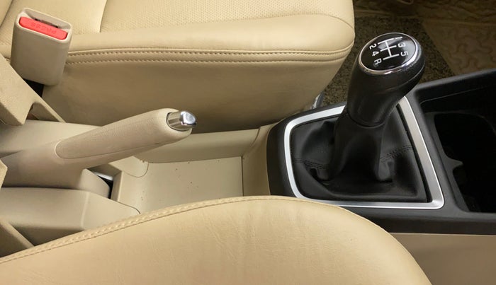 2022 Maruti Dzire ZXI CNG, CNG, Manual, 6,505 km, Gear Lever