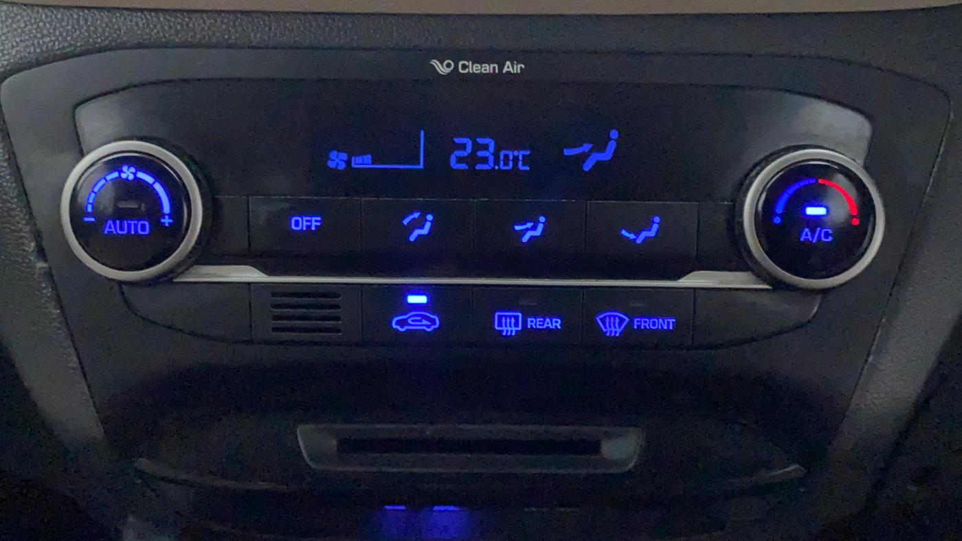 2017 Hyundai Elite i20 ASTA 1.2, Petrol, Manual, 30,311 km, Automatic Climate Control