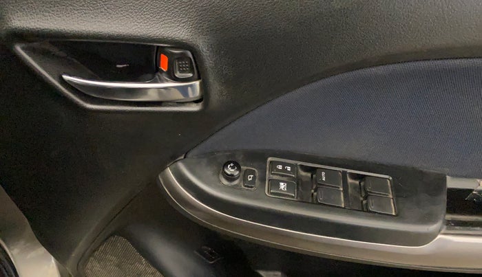 2021 Maruti Baleno DELTA PETROL 1.2, Petrol, Manual, 59,352 km, Driver Side Door Panels Control