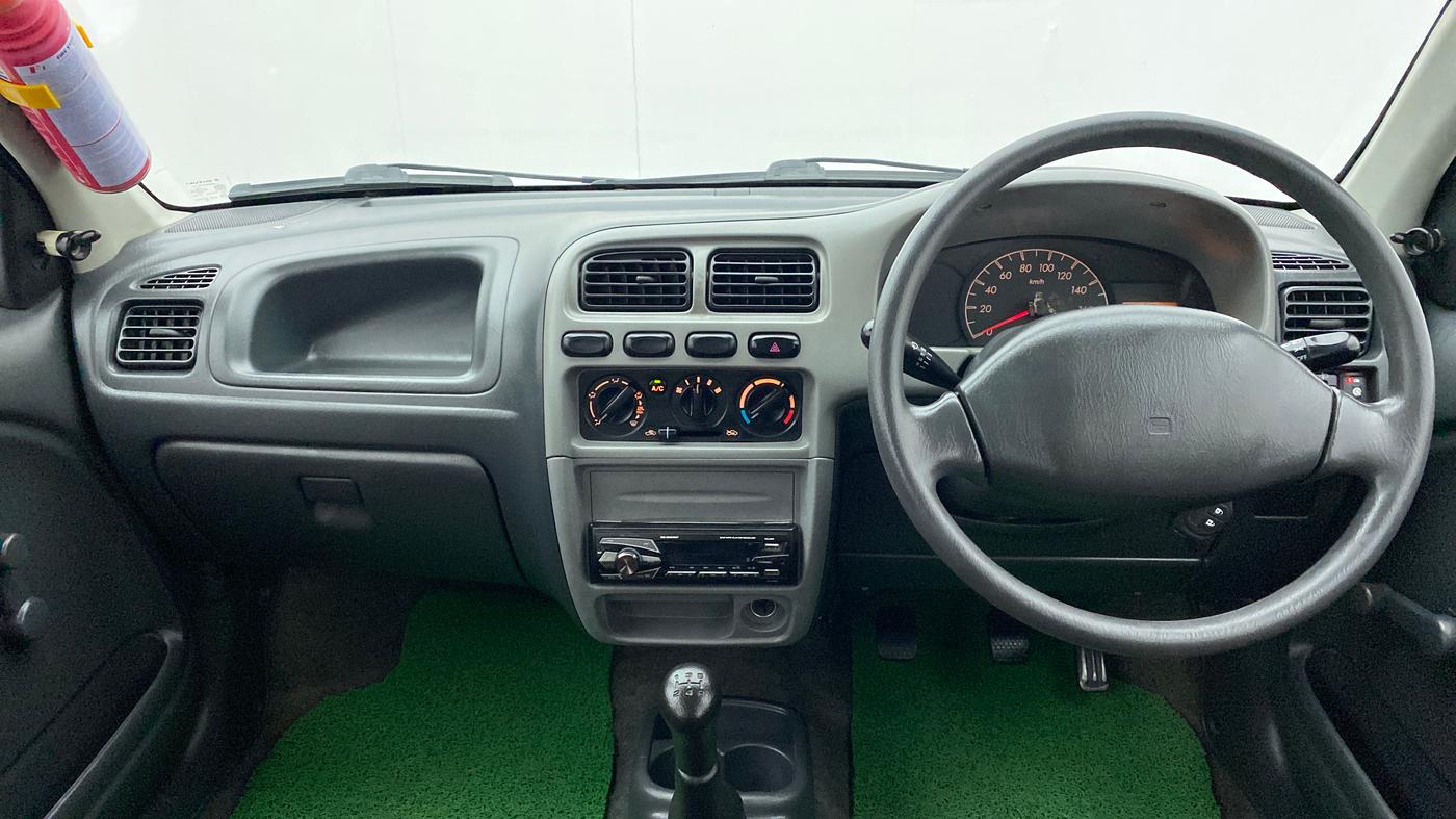 2011 Maruti Alto LXI, CNG, Manual, 80,369 km, Dashboard