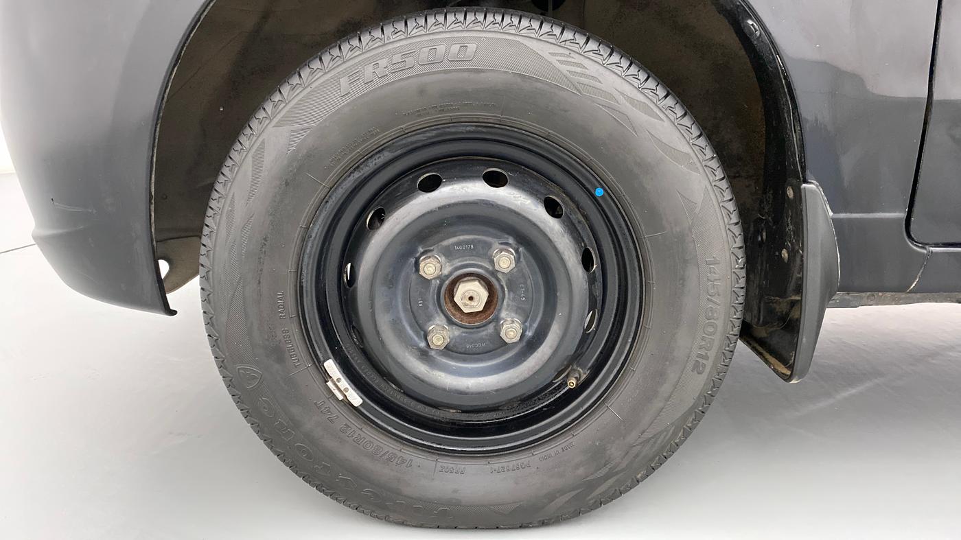 2011 Maruti Alto LXI, CNG, Manual, 80,369 km, Left Front Wheel