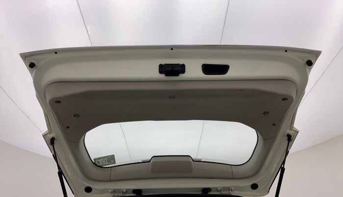 2020 Mahindra XUV300 W4 1.5 DIESEL, Diesel, Manual, 26,895 km, Boot Inside
