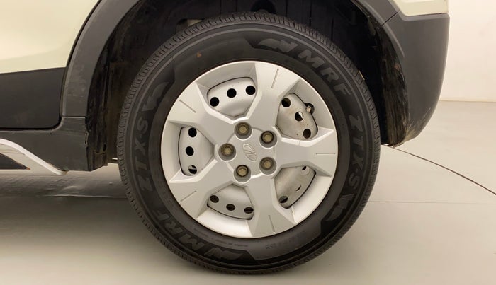 2020 Mahindra XUV300 W4 1.5 DIESEL, Diesel, Manual, 26,895 km, Left Rear Wheel