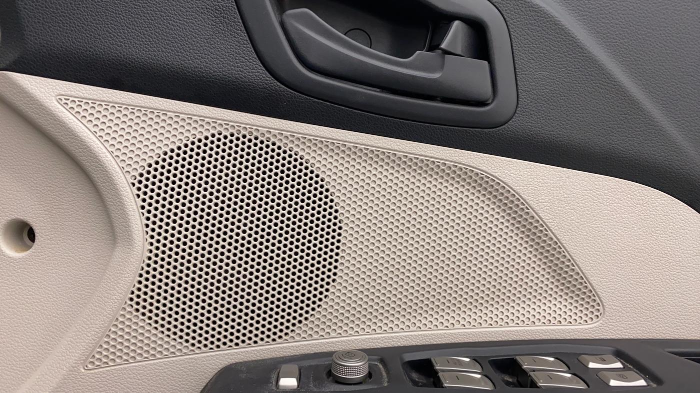 2020 Mahindra XUV300 W4 1.5 DIESEL, Diesel, Manual, 26,895 km, Speaker
