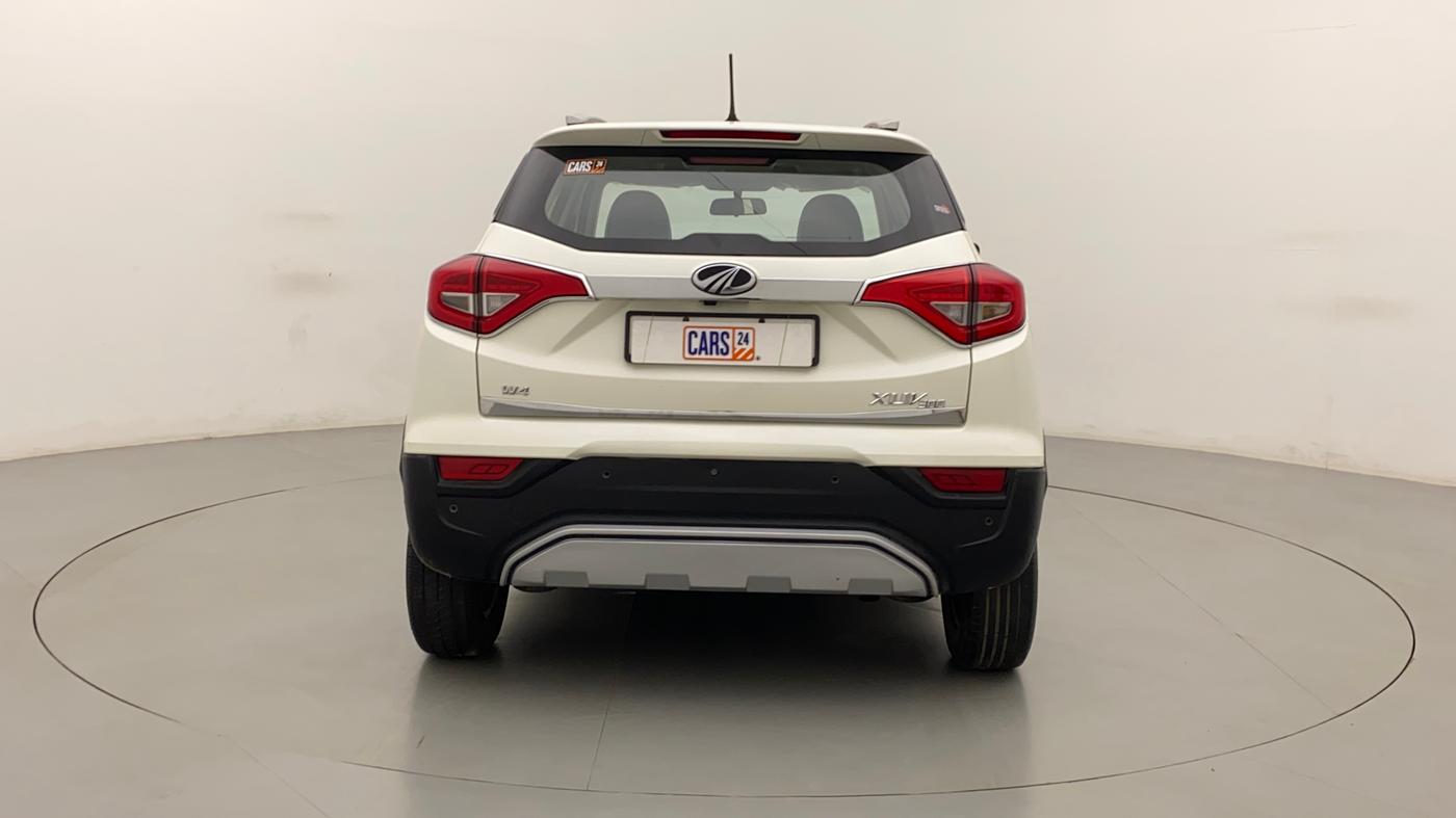 2020 Mahindra XUV300 W4 1.5 DIESEL, Diesel, Manual, 26,895 km, Back/Rear