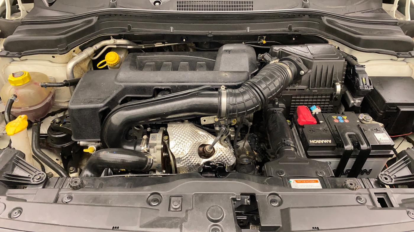 2020 Mahindra XUV300 W4 1.5 DIESEL, Diesel, Manual, 26,895 km, Open Bonet
