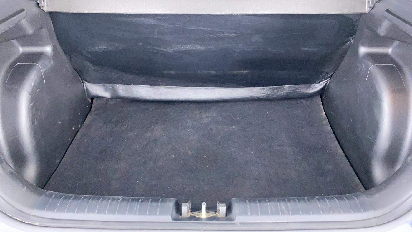 2019 Hyundai VENUE 1.4 CRDI S MT, Diesel, Manual, 29,790 km, Boot Inside