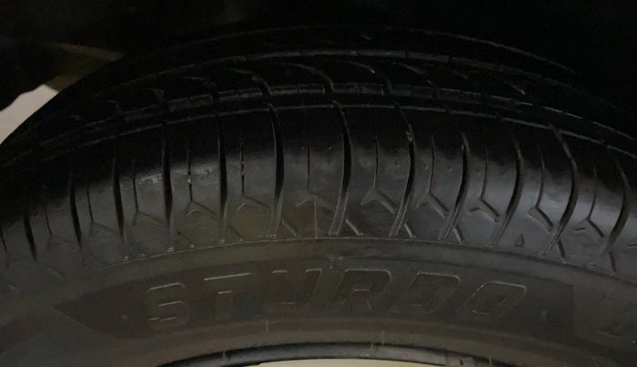 2018 Maruti Dzire VXI AMT, Petrol, Automatic, 96,296 km, Right Rear Tyre Tread