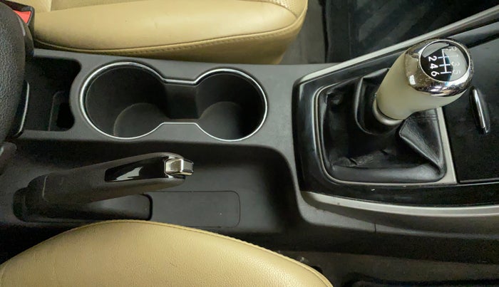 2014 Hyundai New Elantra 1.6 SX MT, Diesel, Manual, 87,429 km, Gear Lever