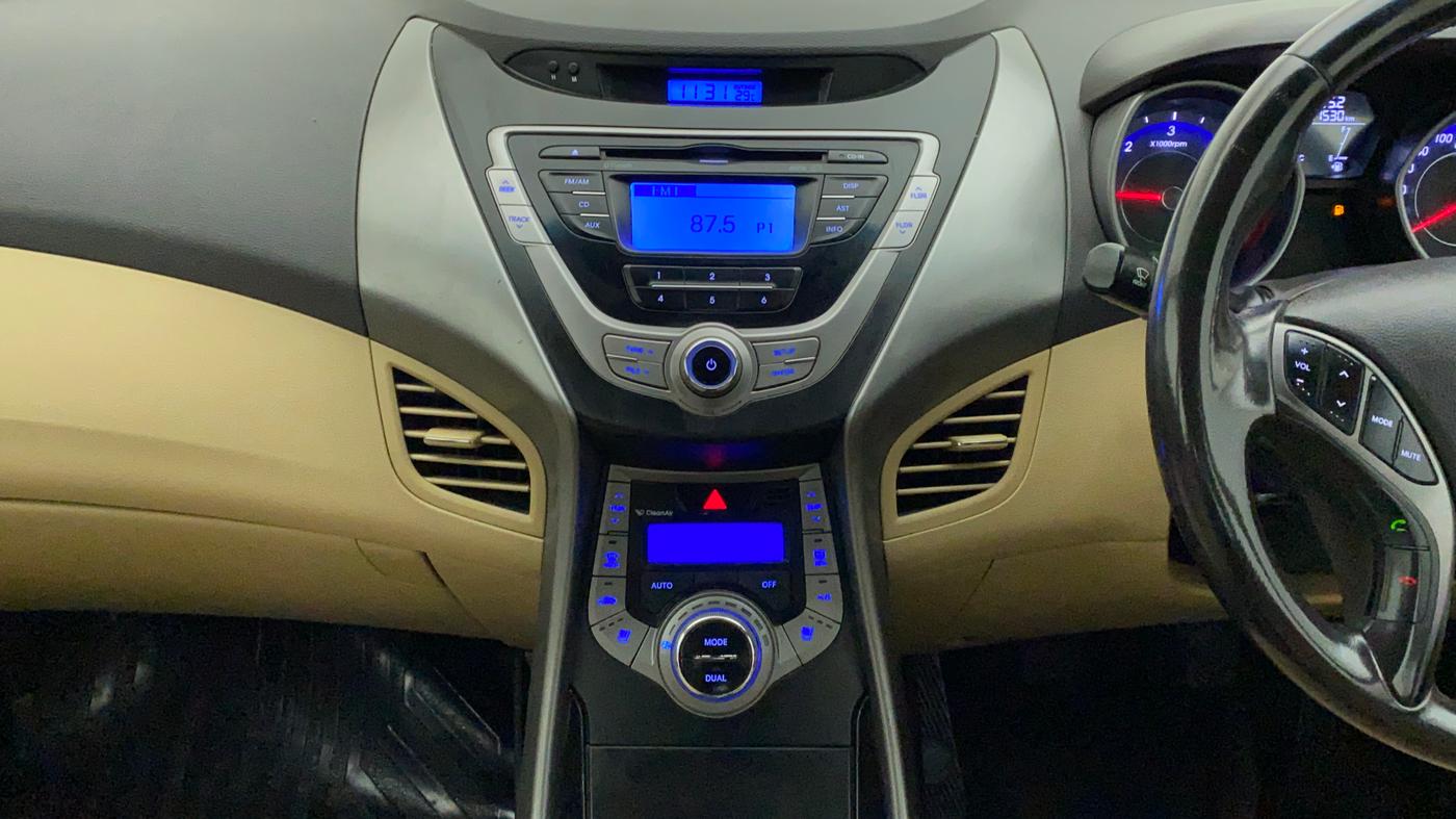 2014 Hyundai New Elantra 1.6 SX MT, Diesel, Manual, 87,429 km, Air Conditioner