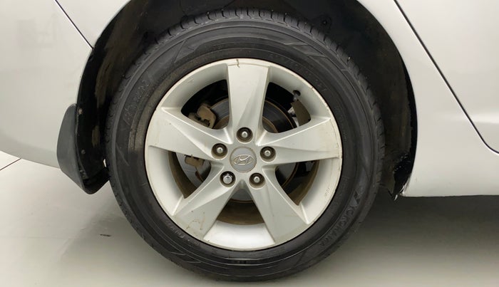 2014 Hyundai New Elantra 1.6 SX MT, Diesel, Manual, 87,429 km, Right Rear Wheel