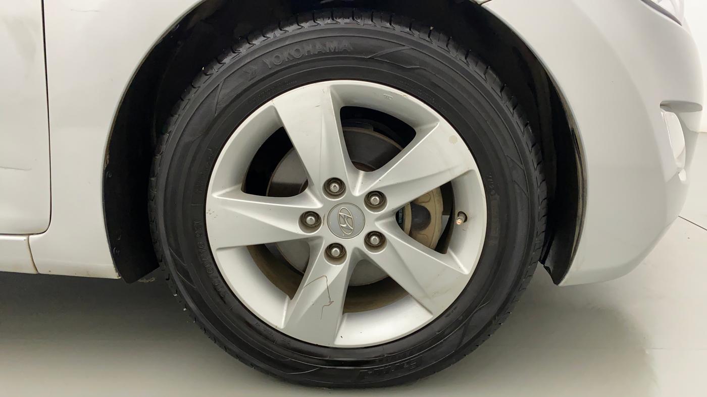 2014 Hyundai New Elantra 1.6 SX MT, Diesel, Manual, 87,429 km, Right Front Wheel
