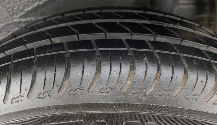 2021 Maruti S PRESSO VXI AGS, Petrol, Automatic, 3,161 km, Left Rear Tyre Tread