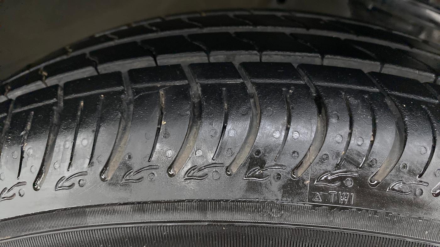 2021 Maruti S PRESSO VXI AGS, Petrol, Automatic, 3,161 km, Right Front Tyre Tread