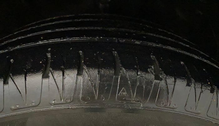 2020 KIA SONET GTX PLUS 1.0 IMT, Petrol, Manual, 65,573 km, Right Front Tyre Tread