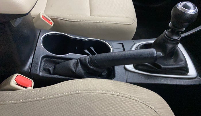 2015 Toyota Corolla Altis JS PETROL, Petrol, Manual, 51,699 km, Gear Lever