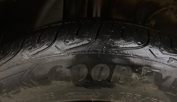 2022 Tata ALTROZ XZA PLUS, Petrol, Automatic, 27,726 km, Right Rear Tyre Tread