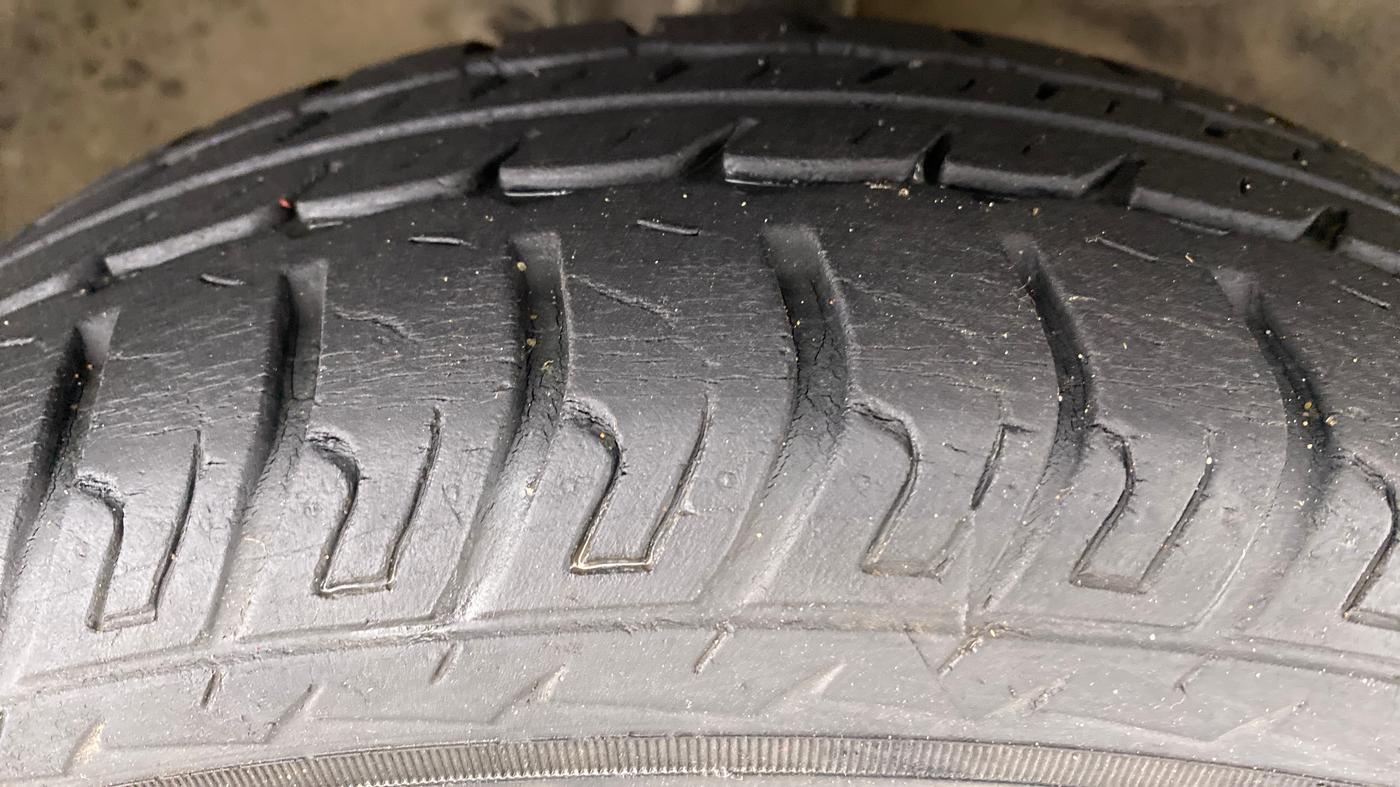 2018 Maruti Wagon R 1.0 VXI, Petrol, Manual, 21,350 km, Right Front Tyre Tread