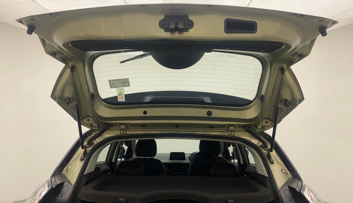 2022 Tata NEXON XZA PLUS DIESEL KAZIRANGA, Diesel, Automatic, 37,584 km, Boot Door Open