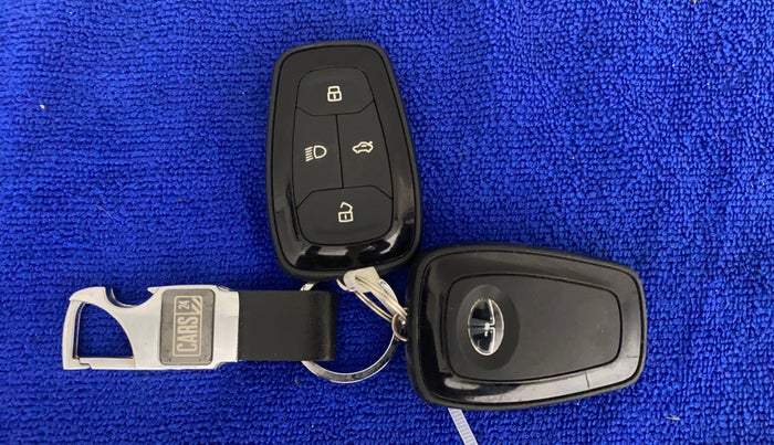 2022 Tata NEXON XZA PLUS DIESEL KAZIRANGA, Diesel, Automatic, 37,584 km, Key Close Up