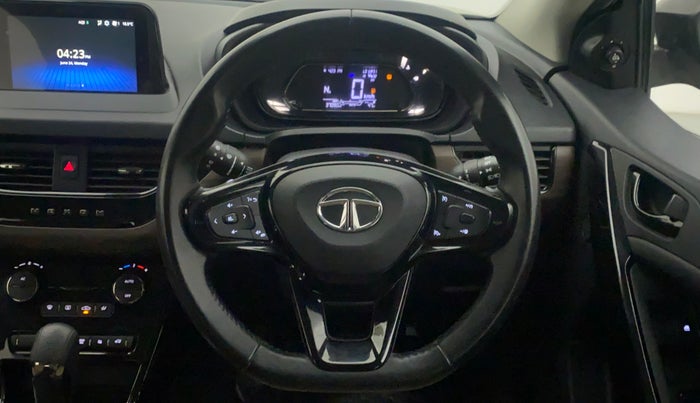 2022 Tata NEXON XZA PLUS DIESEL KAZIRANGA, Diesel, Automatic, 37,584 km, Steering Wheel Close Up