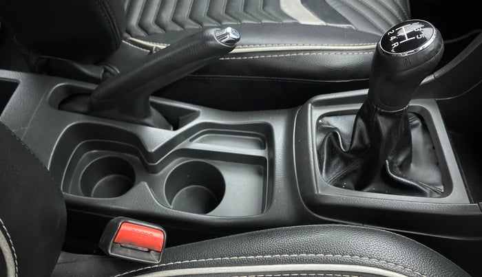 2016 Maruti Vitara Brezza ZDI, Diesel, Manual, 48,006 km, Gear Lever