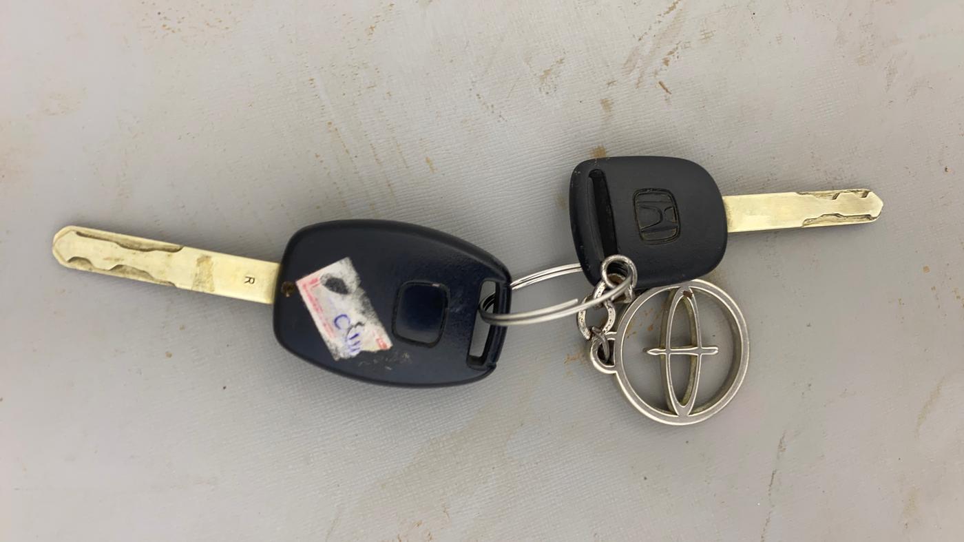 2014 Honda Brio S MT, Petrol, Manual, 56,061 km, Key Close Up