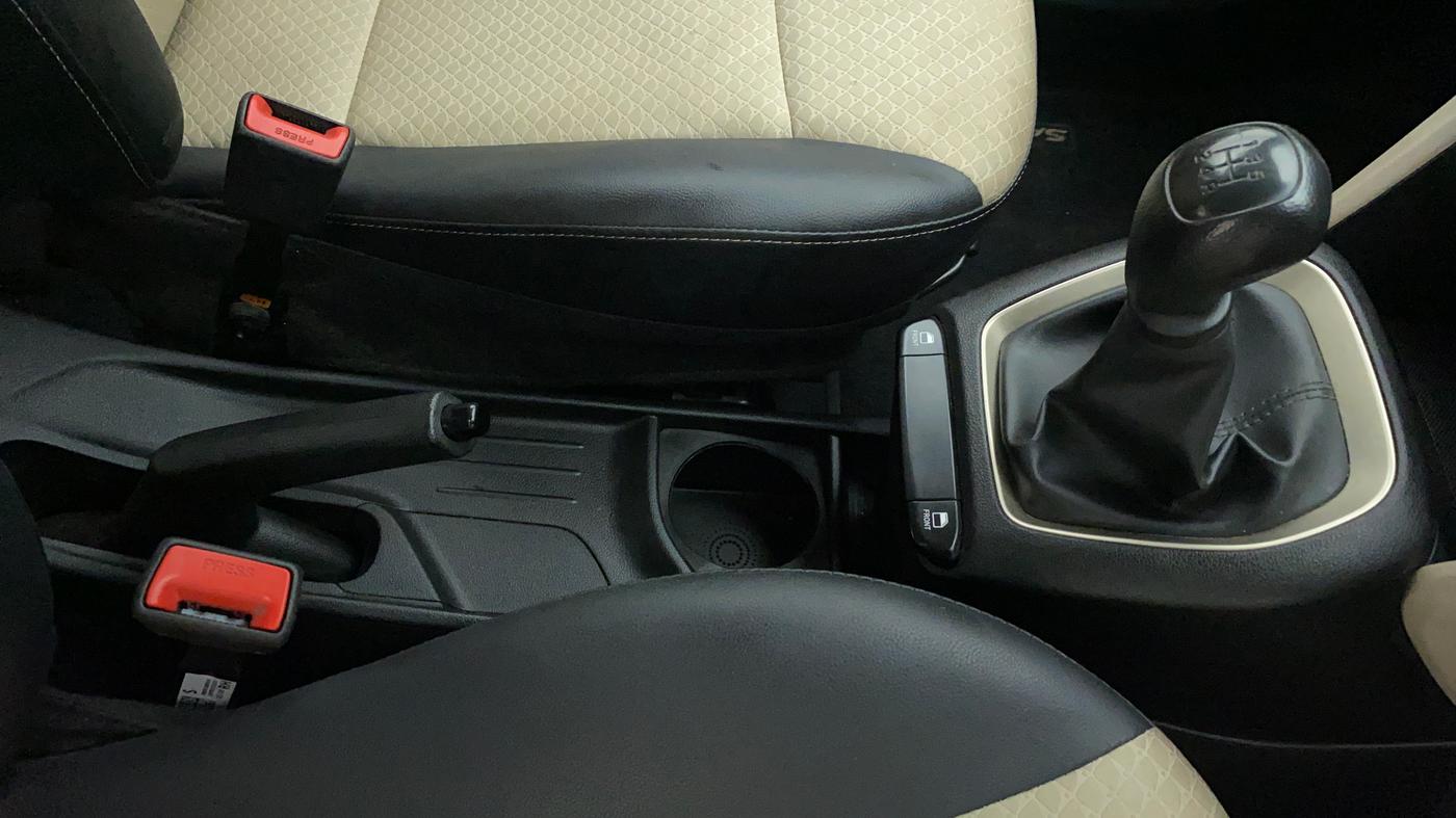 2019 Hyundai NEW SANTRO ERA 1.1, Petrol, Manual, 22,235 km, Gear Lever