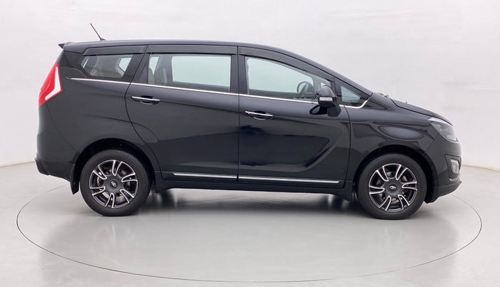 2018 Mahindra MARAZZO M8 7 STR, Diesel, Manual, 26,765 km, Right Side View