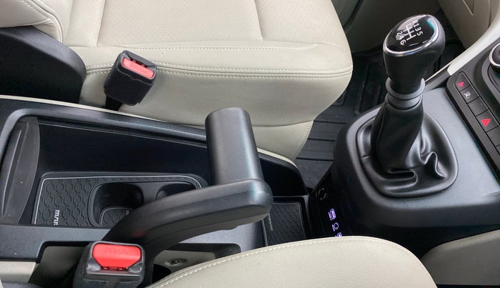 2018 Mahindra MARAZZO M8 7 STR, Diesel, Manual, 26,765 km, Gear Lever