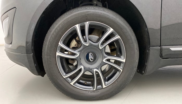 2018 Mahindra MARAZZO M8 7 STR, Diesel, Manual, 26,765 km, Left Front Wheel