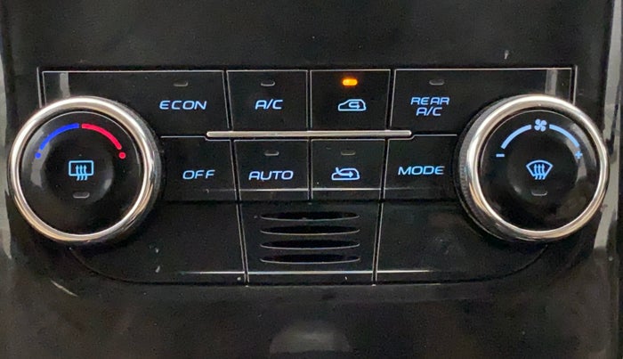 2020 Mahindra XUV500 W11(O), Diesel, Manual, 60,599 km, Automatic Climate Control